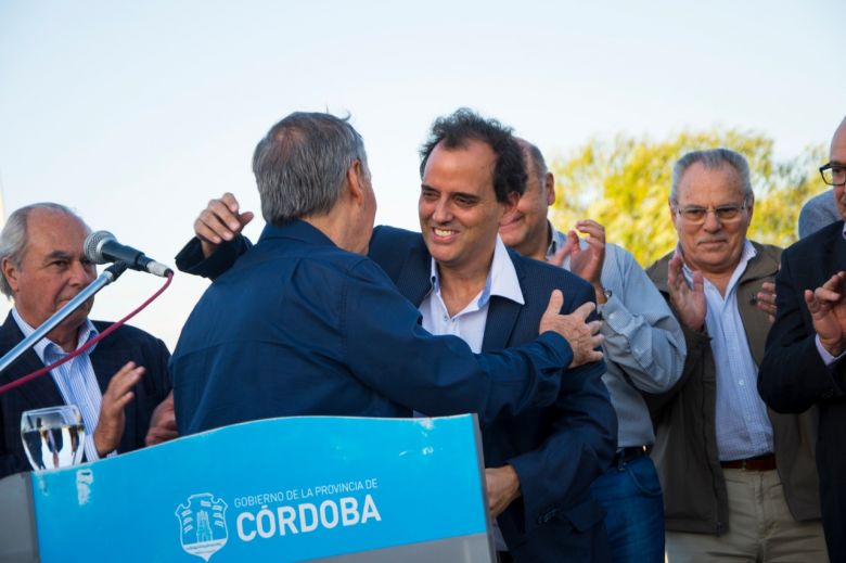 Schiaretti inauguró el puente Obregón Cano