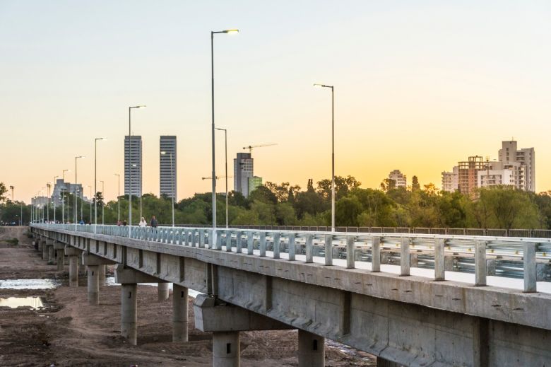 Schiaretti inauguró el puente Obregón Cano