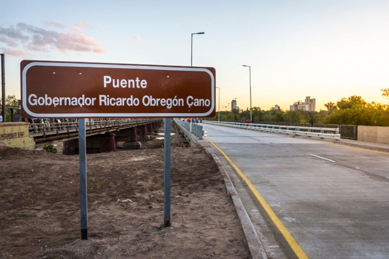 Schiaretti inauguró el puente Obregón Cano