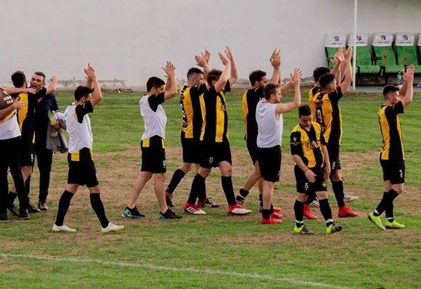 Testa metió a Acción Juvenil en cuartos