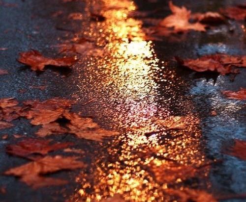 El frío y la lluvia se hacen sentir en la ciudad