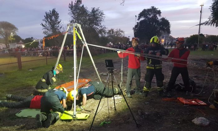 Mejora el joven que cayó a un pozo