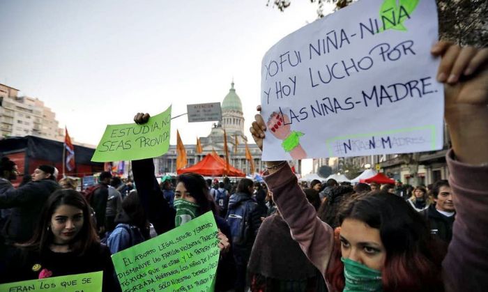 Con un nuevo proyecto de ley, marcharon por la legalización del aborto en el Congreso