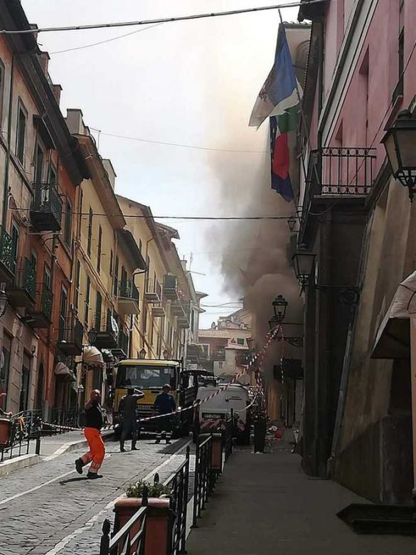 Explosión en Rocca di Papa: el alcalde y otras 8 personas resultaron heridas