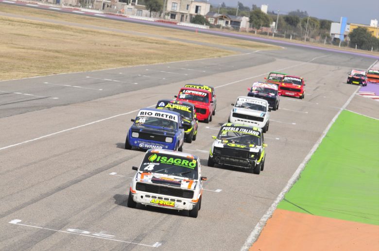 Espectacular sábado de Córdoba Pista en el “Rosendo Hernández”