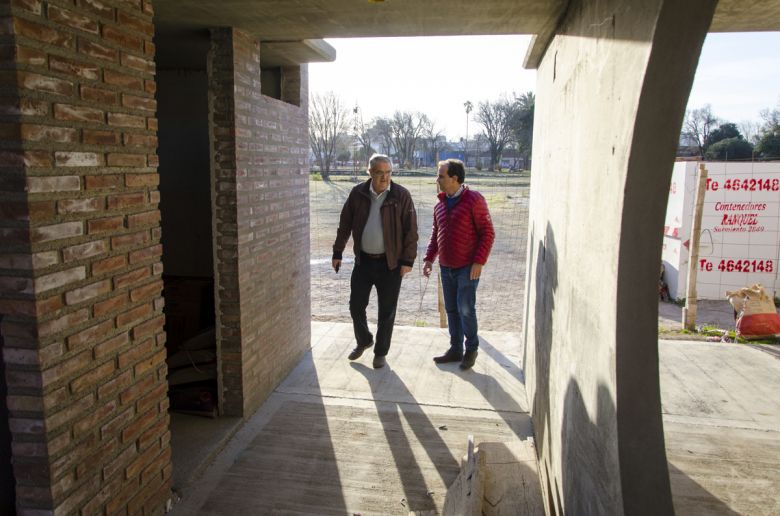 El Andino contará con baños y el galpón blanco para eventos 