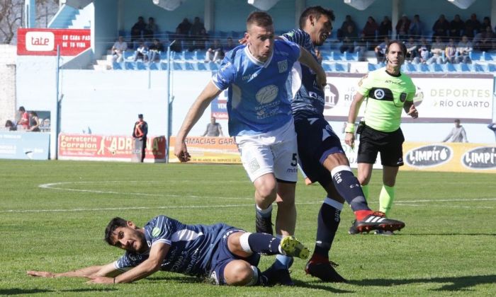 Estudiantes lo dio vuelta y volvió al triunfo