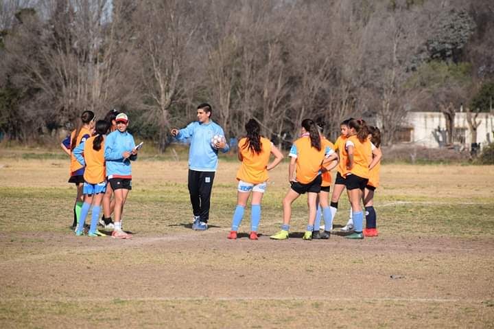 Pereyra: "El objetivo es que las chicas vayan tomando rodaje"