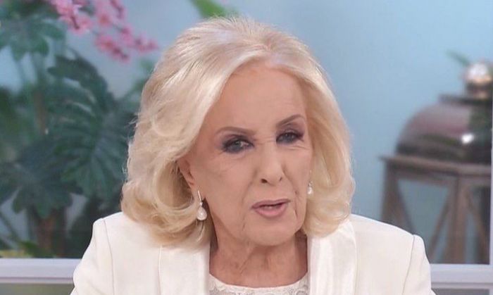 Mirtha Legrand se sinceró al aire: “A veces cometo errores que merecen censura y críticas”