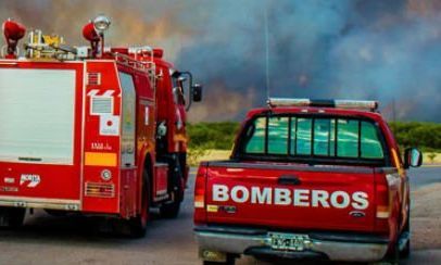 Bomberos logran sofocar el incendio en cercanías de Alpa Corral