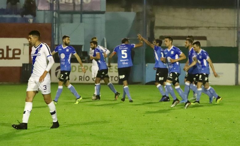 Estudiantes sigue regalando alegrías 