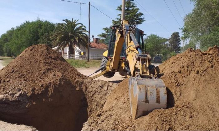 EMOS finalizará una obra de cañería en Ruta 30 y Circunvalación Oeste