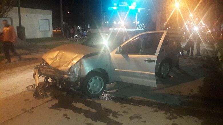 Grave accidente dejó a tres personas con politraumatismos