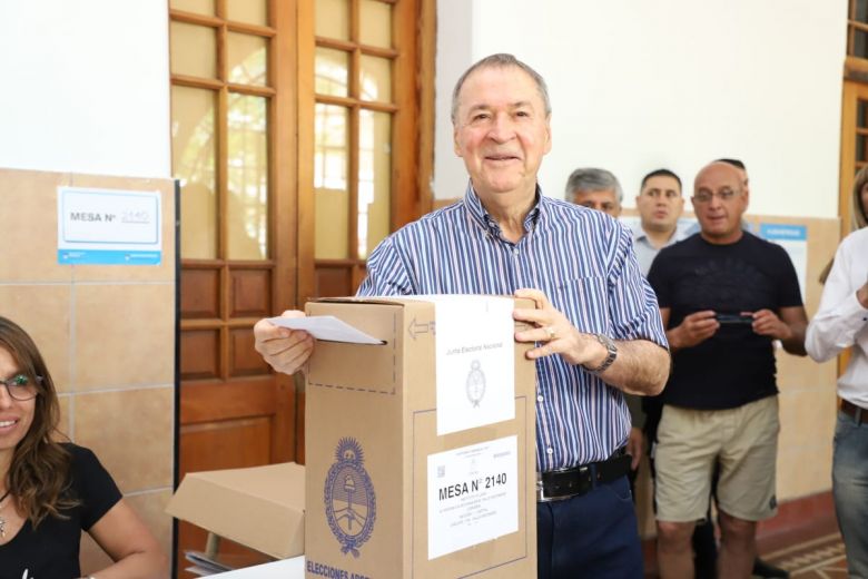 Tras conocer los resultados oficiales, Schiaretti se comunicó con Fernández y lo felicitó