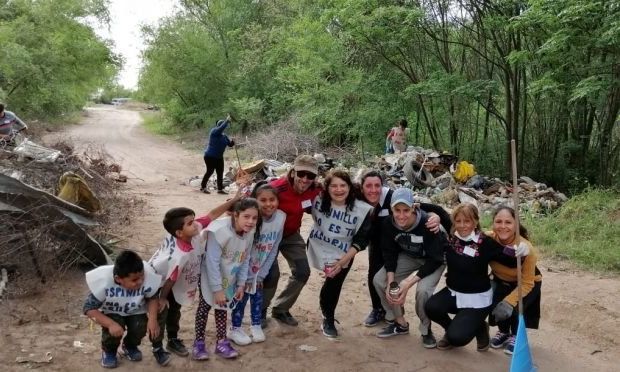  “Espinillo no es tu basural”: los niños de la escuela asumieron un rol ejecutivo donde no hay comuna