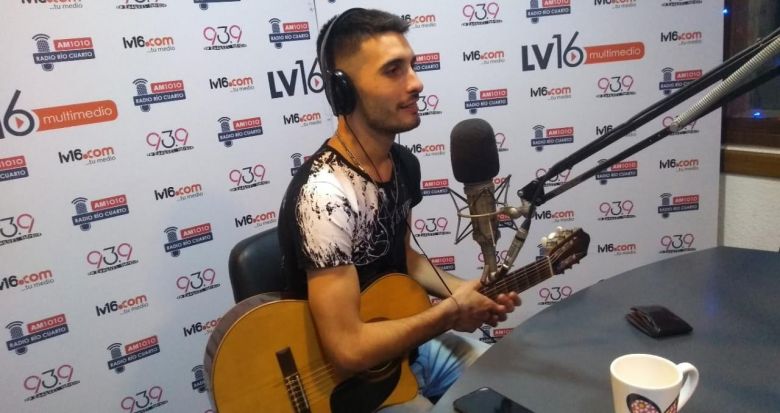 Ramiro Luna en el acústico de La Mañana del Limón