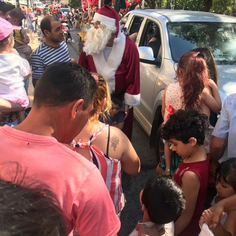 Radio Río Cuarto y FM Ranquel junto a la Caravana Mágica de Papá Noel 