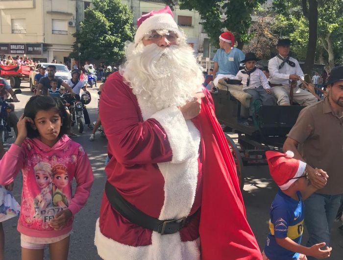 Radio Río Cuarto y FM Ranquel junto a la Caravana Mágica de Papá Noel 