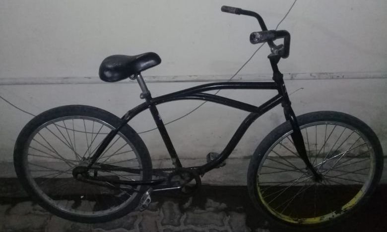 Un delincuente fue detenido con un televisor y una bicicleta sustraídos 