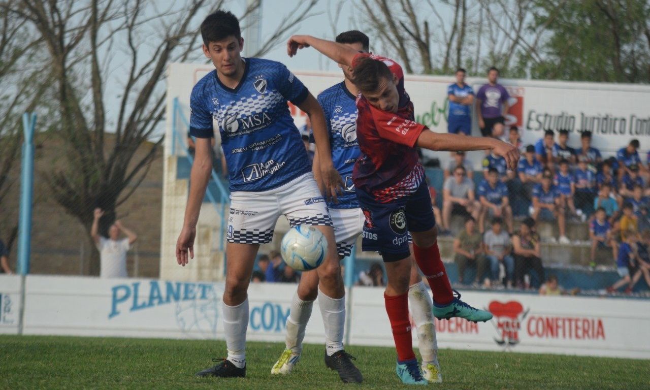 Bruna: "De a poco vamos agarrando ritmo futbolístico"