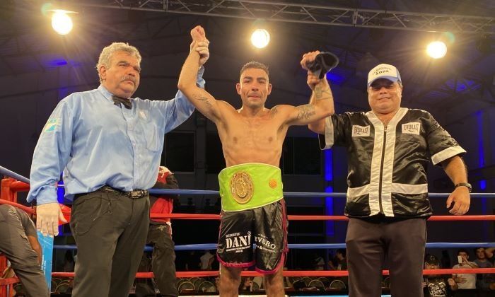 "Maquinita" Sosa, nuevo campeón Sudamericano súper gallo