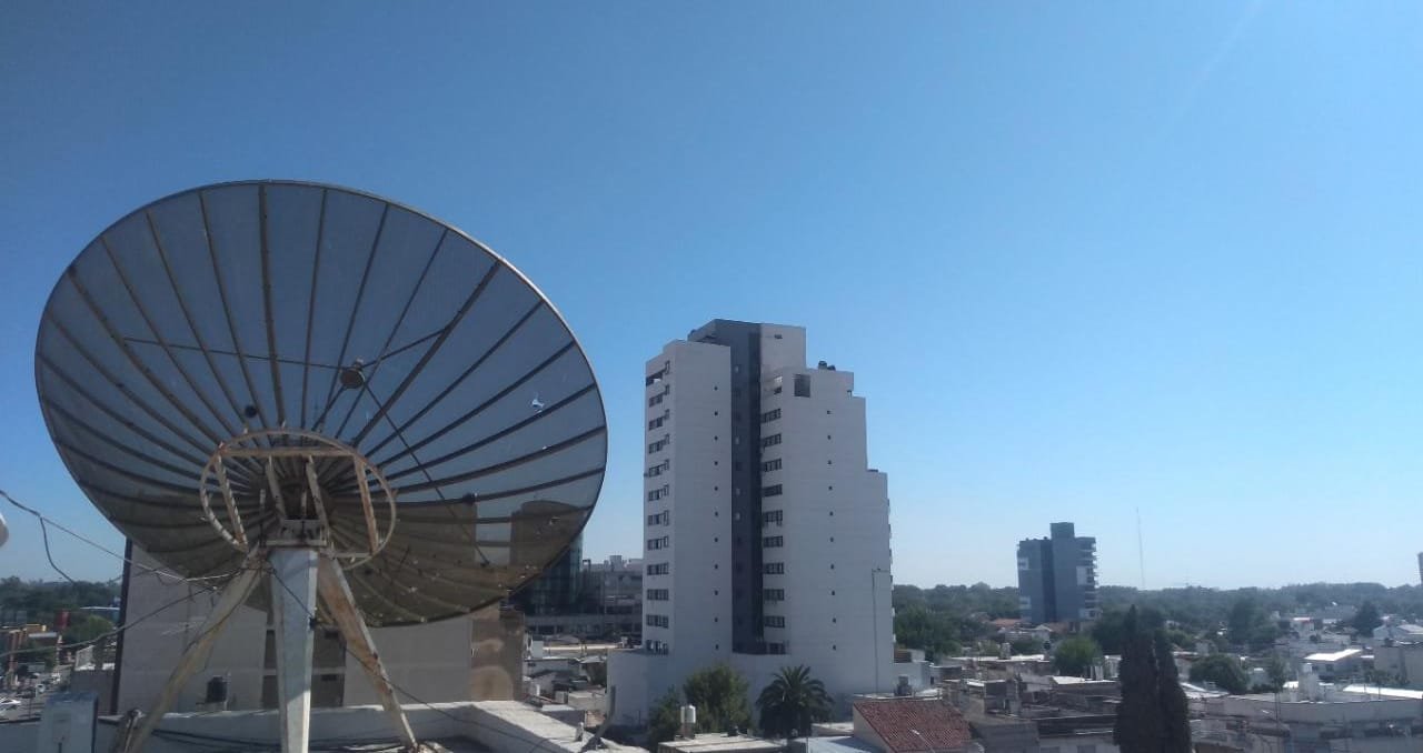 Viento y calor para hoy, tormentas para mañana