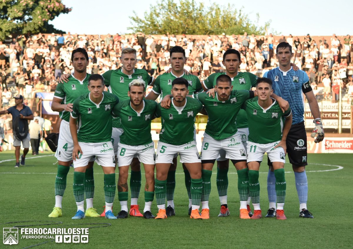 Ferro goleó a  Platense