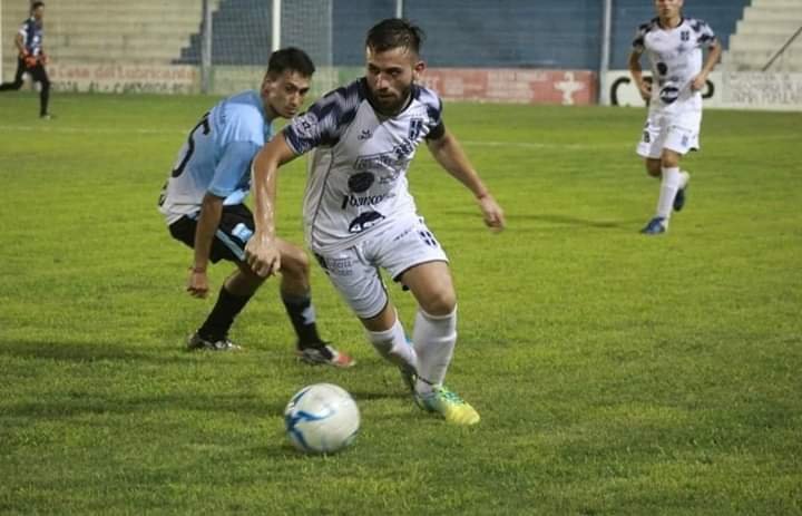 Atenas igualó en Río Tercero