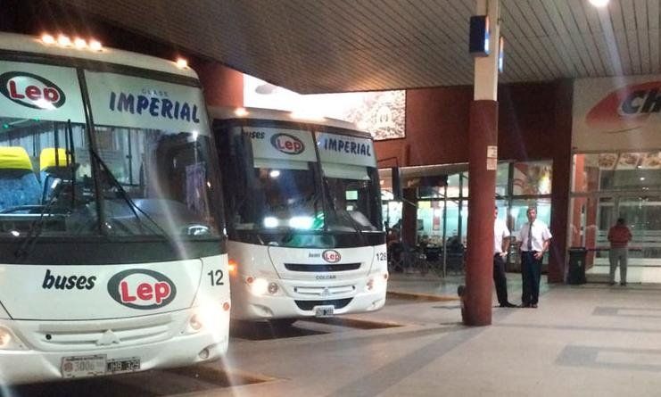 Desde el viernes, se suspende el transporte interurbano con recorridos mayores a 60 km