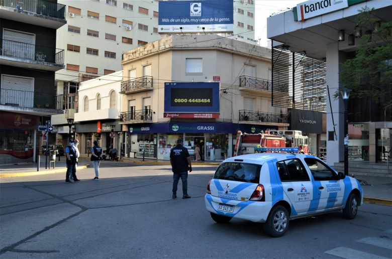 Se realizó un operativo de desinfección en espacios de gran circulación de personas