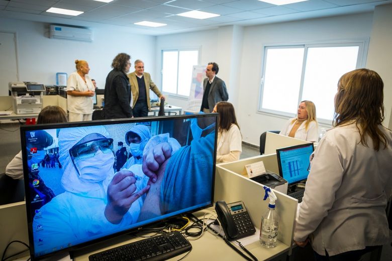 El Intendente Llamosas recorrió el Centro de Salud