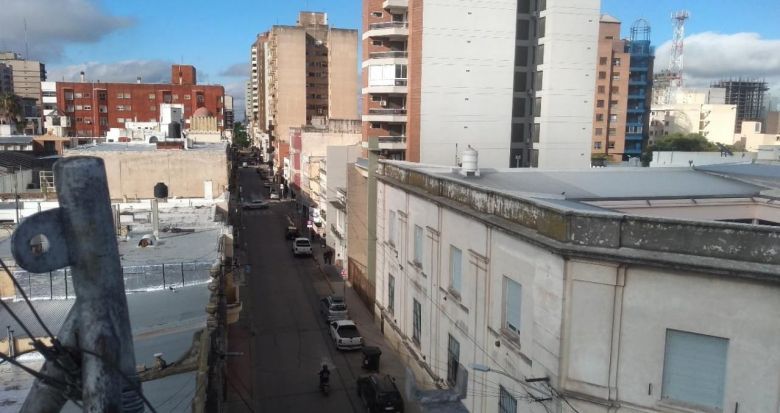 Vecinos aseguran que "es positivo" el horario de corrido durante el invierno