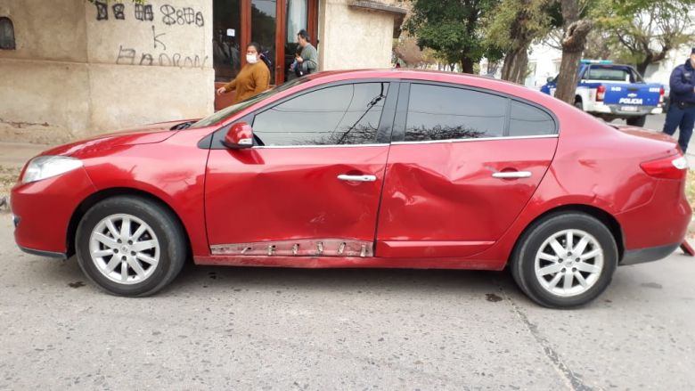 Dos personas heridas en una violenta colisión en el oeste del macrocentro