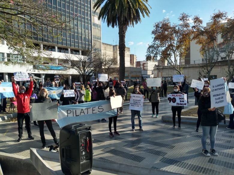 Gimnasios, escuelas de danzas y pilates se movilizaron nuevamente para solicitar aperturas de actividades