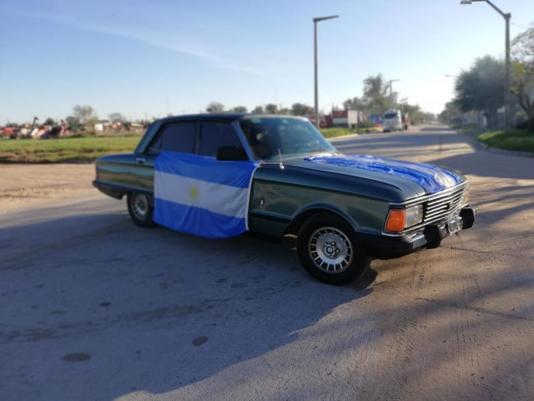 Aniversario de la venta del primer Ford Falcon en Argentina 