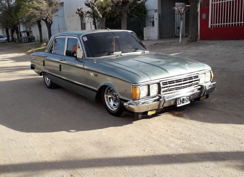 Aniversario de la venta del primer Ford Falcon en Argentina 