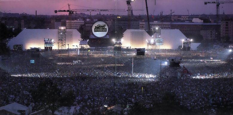 A 30 años de The Wall en Berlín: Roger Waters recargado, peleas de egos, el ejército soviético y un show histórico