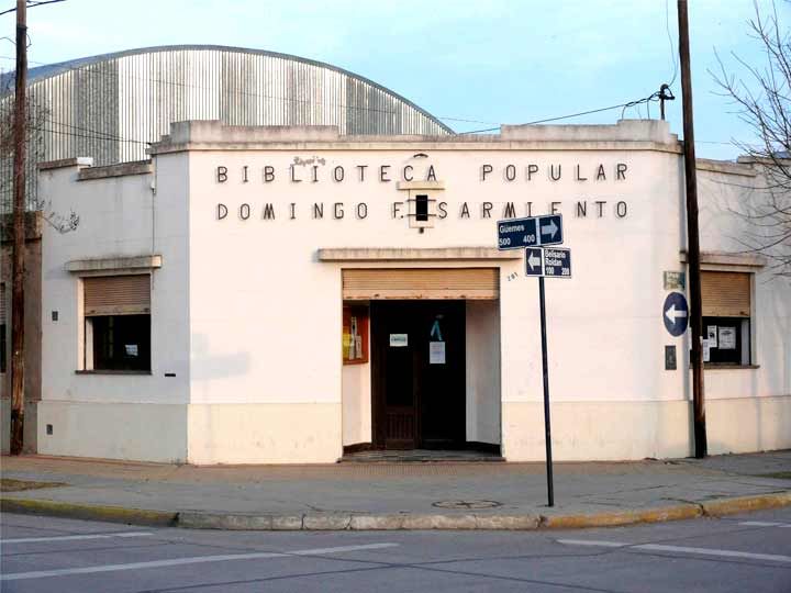 Bibliotecas populares hacen lo imposible para poder subsistir