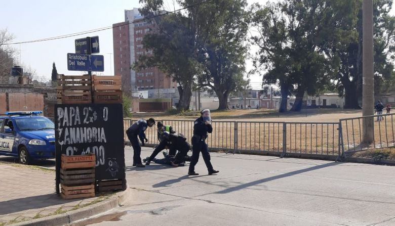 Dos vecinos del barrio Santa Rosa quisieron huir del aislamiento 