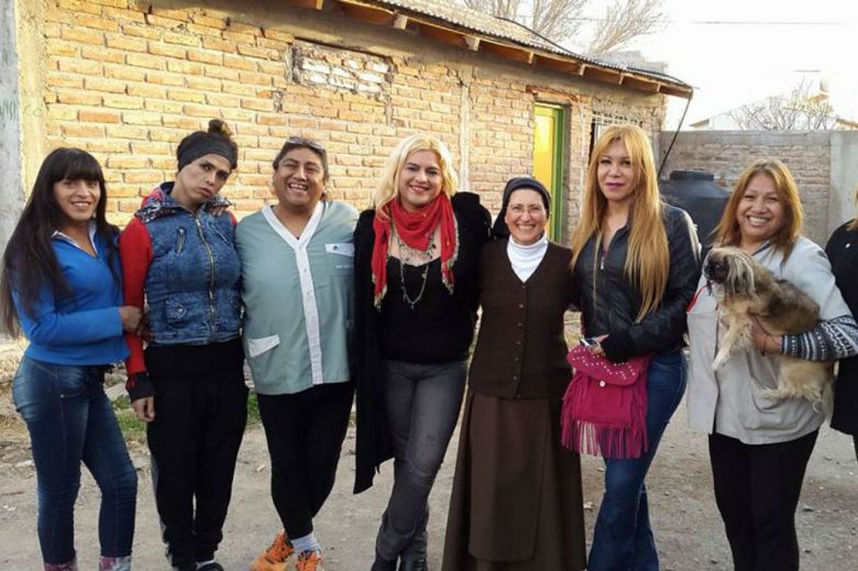 Monja "Transcendental": desde su monasterio creó un complejo de viviendas para mujeres trans 