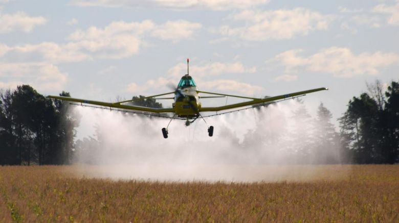 Los aeroaplicadores están dispuestos a colaborar en los incendios