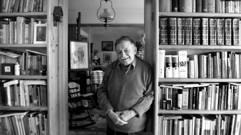 100 años de Benedetti: palabras simples que entendían a nuestro corazón