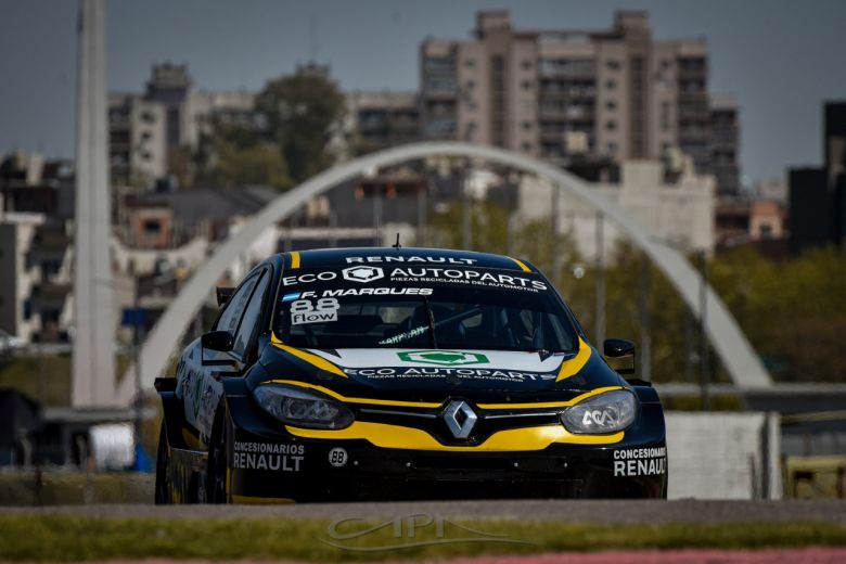 Facundo Márques logró su primera "pole" en TC 2000