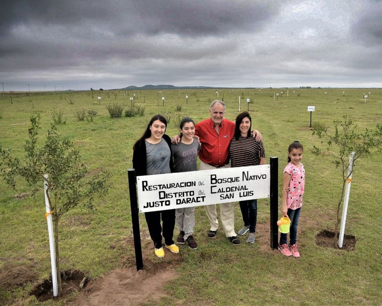 Histórica restauración de bosque nativo en Justo Daract