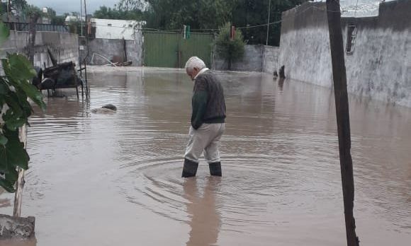 Vecinos de Banda Norte sufrieron anegamientos por la intensa lluvia