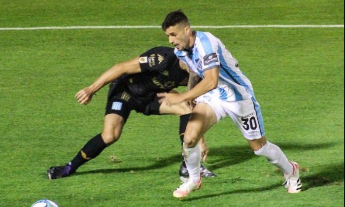 Racing sigue mal