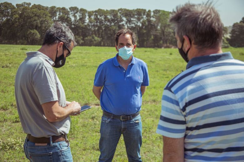 Llamosas presentó el proyecto para construir un Polideportivo Municipal en Banda Norte