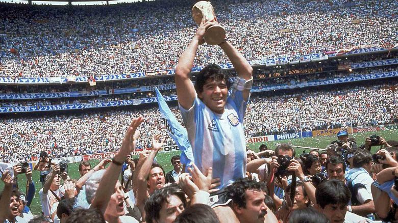 Murió Diego Armando Maradona