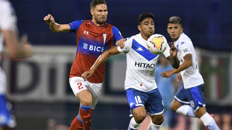 Vélez cayó ante Católica