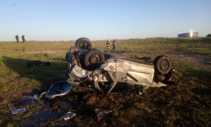 Otro trágico accidente: falleció una mujer por un vuelco en la autovía 